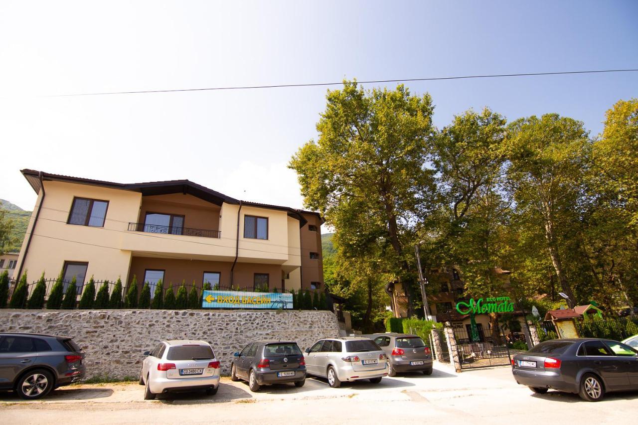 Eco Hotel Momata Kolarovo Ngoại thất bức ảnh