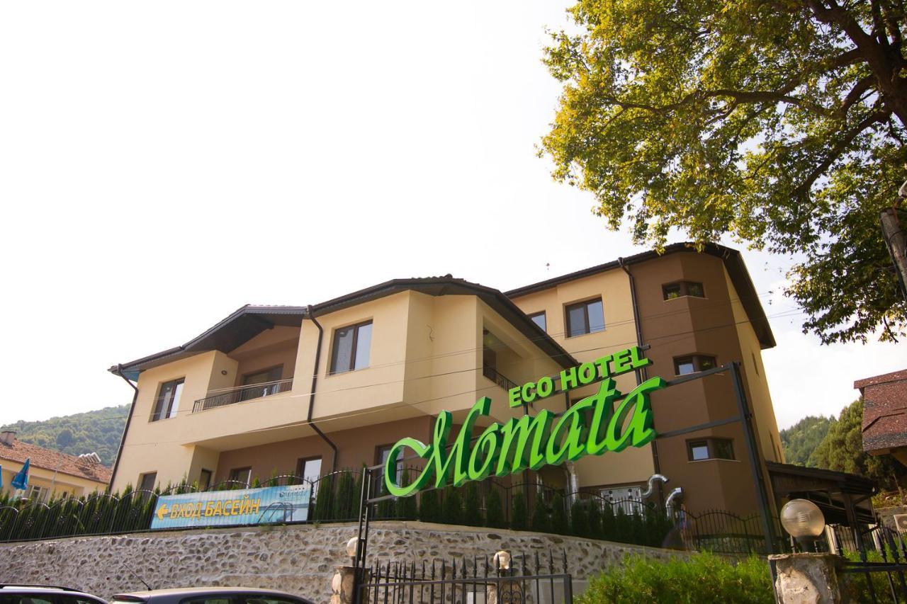 Eco Hotel Momata Kolarovo Ngoại thất bức ảnh